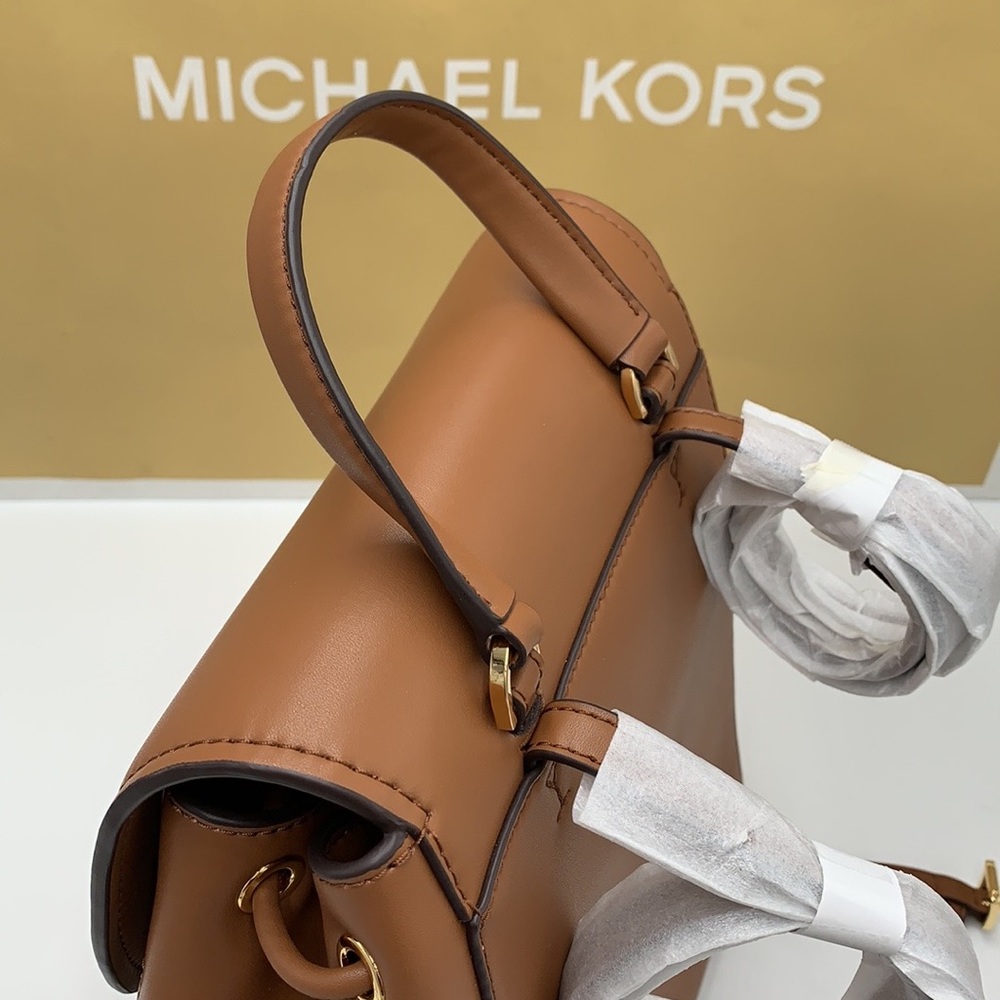 MICHAEL KORS PHOEBE MEDIUM DRAWSTRING BACKPACK BROWN SIGNATURE COLOR - Picture 12 of 16